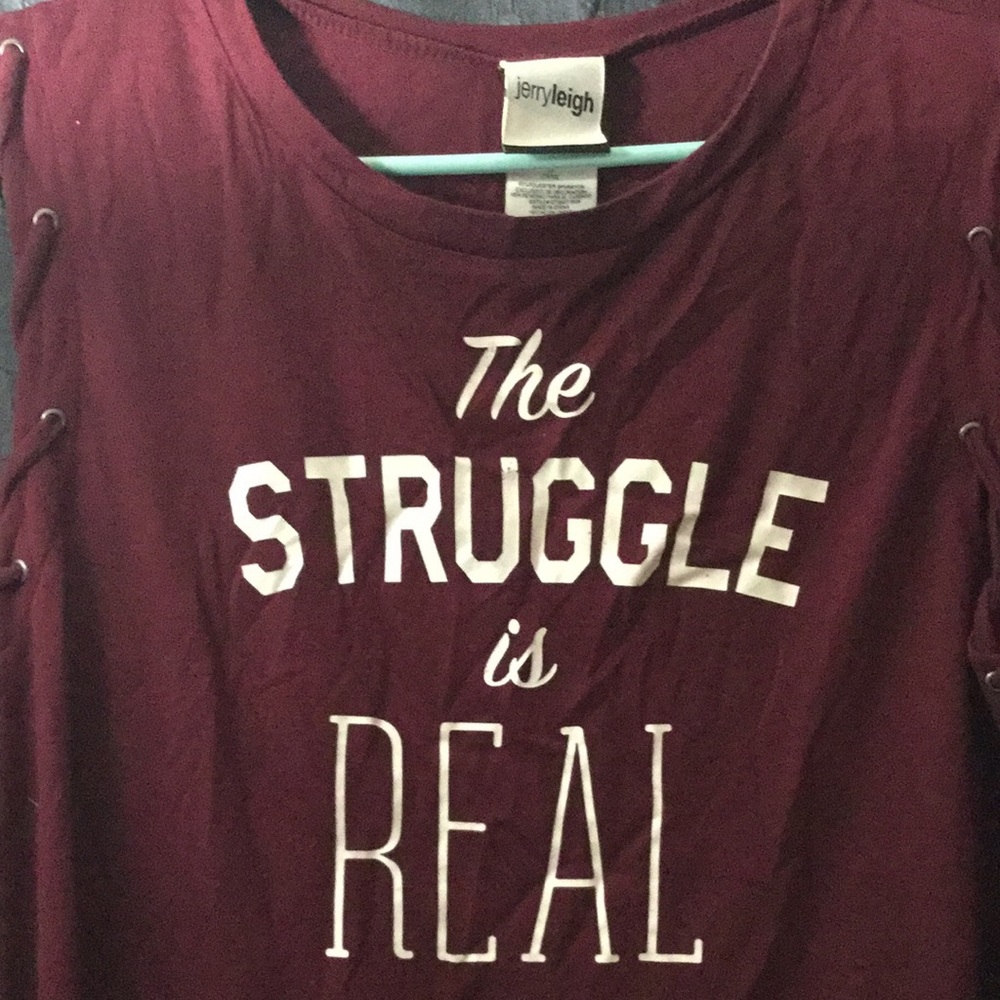 Jerry Leigh statement shirt